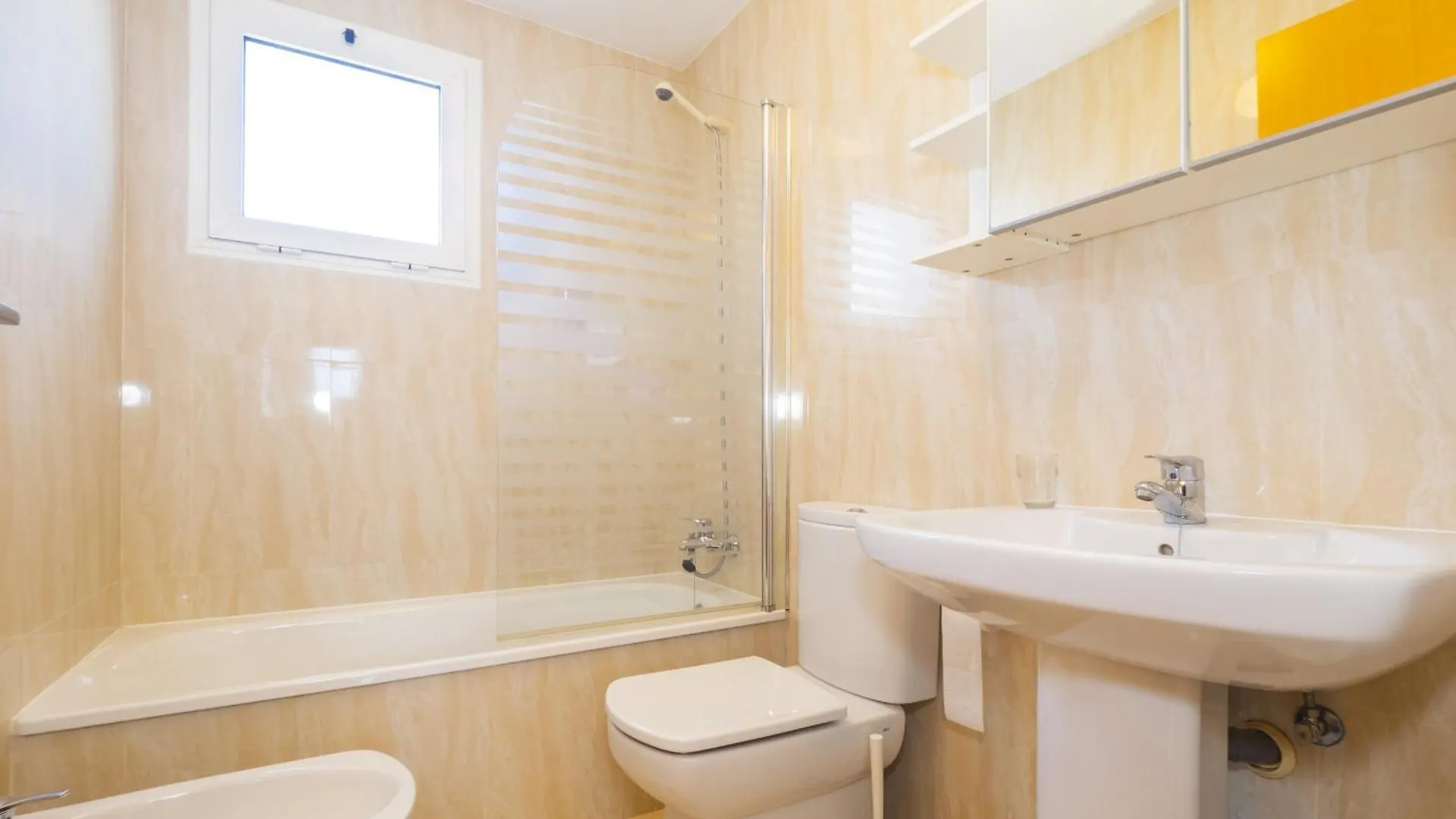 Cubo'S Apartment Duquesa Manilva & Parking Spain